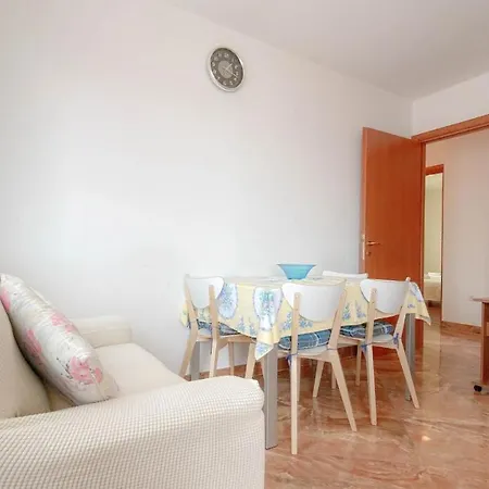 Apartman Meri *