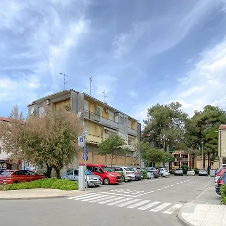 Meri Novigrad Istria